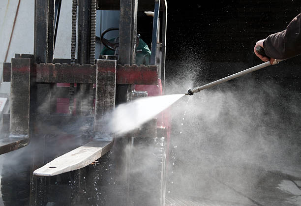 Best Deck Cleaning Services  in Radcliff, KY